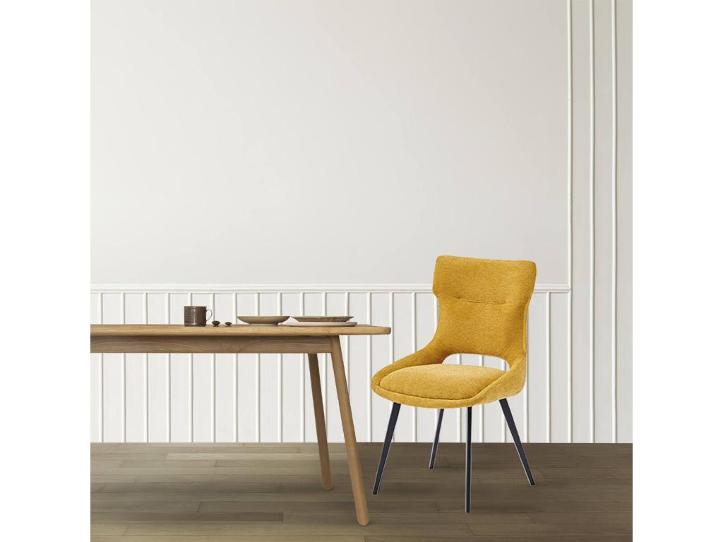 Meubles de maison en tissu jaune