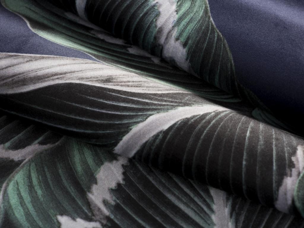 Lit en velours, 140 x 8 x 120 cm